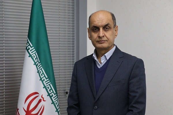 هادی حق شناس