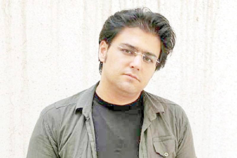 پوریا اخواص (خواننده)