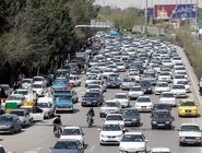 مجوز با اتحادیه، نظارت با دولت/فعالان بازار آنلاین حمل‌‏ونقل عمومی نسبت به سکوت عارف درباره مرجع صدور مجوز انتقاد دارند