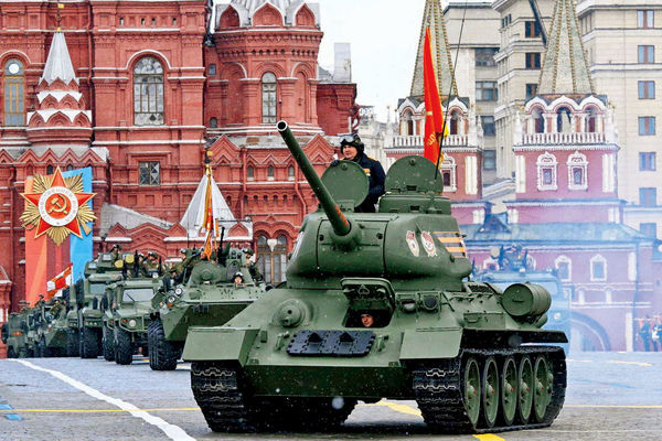 فرسودگی در سایه جنگ و تحریم/نگاهی به وضعیت صنعت نظامی روسیه در مواجهه با چالش‌ها