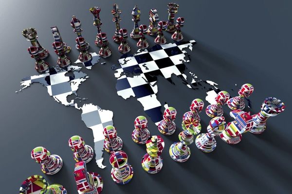 آزمون گاردریل‌های نظم جهانی