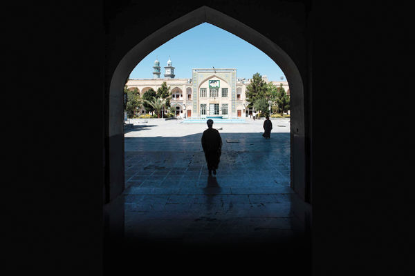 دولت‌ـ‌ملت و روحانیت/بررسی مفهوم حکومت‏‌های مدرن و تاثیر علما بر شکل‌‎گیری آن  به مناسبت صدمین سال بازتاسیس حوزه علمیه قم