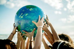 نویدبخش یا نگران‏‌کننده؟گفتارهایی از هادی صمدی و آرین اکبری در رویداد آینده انسان؛ چالش‌‏ها و فرصت‏‌های جهانی