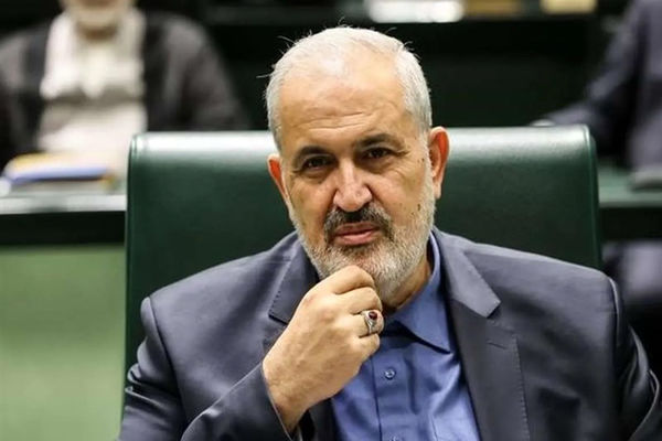 در بررسی مطرح شدن استیضاح عباس علی آبادی مطرح شد: وزیر نیرو باید تیم خود را تغییر دهد