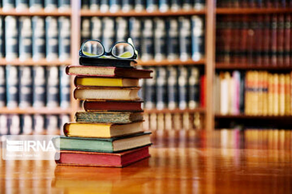 از شنبه کتاب می‌خوانم