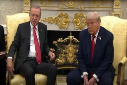 رئیس‌جمهور آمریکا: ترکیه می‌تواند خرید نفت از روسیه را متوقف کند