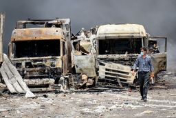 گمشده در آتش/ گزارش میدانی «هم‏‌میهن» از بندرعباس، یک روز پس از انفجار اسکله شهید رجایی