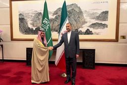 نباید اعراب را  از قدرت ایران بترسانیم