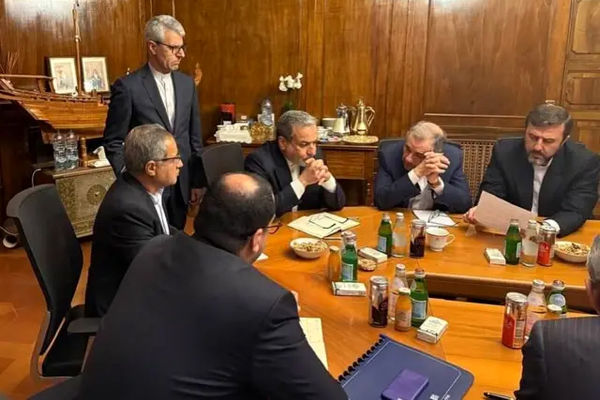 ضرورت آمادگی دفاعی و دیپلماسی هوشمندانه