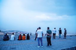 مردم به داد هم رسیدند/گزارشی از همدلی هم‏وطنان با شهروندانی که خانه‏‌ها را ترک کرده یا کنار خانواده‌‏هایشان نیستند