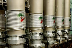 آغاز عصر ابهام هسته‌ای/ایران وعده داده‌‏است که بعد از حمله آمریکا بار دیگر برنامه غنی‌‏سازی خود را از سر بگیرد