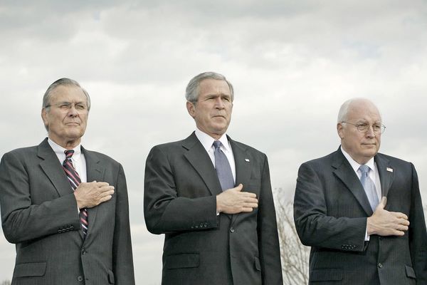 جنگجوی پیر/ درباره دیک چنی معاون رئیس‌جمهور در دولت بوش پسر که دیروز درگذشت