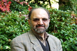 روایت عبدالکریم سروش از خیانت و بی‌وطنی در روزهای جنگ 