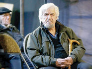 عنایت بخشی در بخش مراقبت‌های ویژه