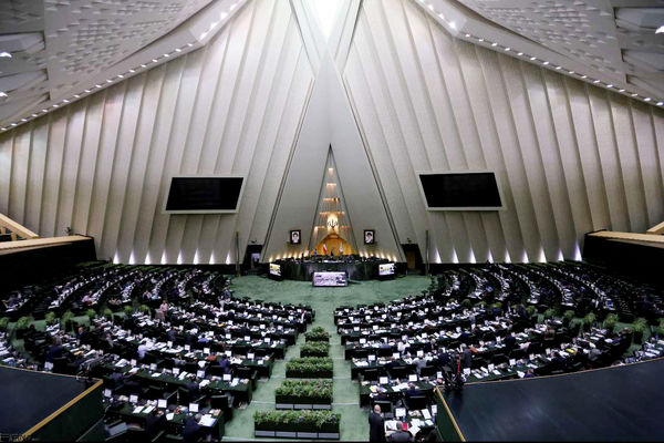 دلایل زیان‌سازی در بخش دولتی/پست‌های مدیریتی توسط نمایندگان توزیع می‌شود