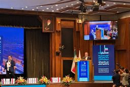 وزیر خارجه: تاریخ نشان داده ابتکار ملت‌ها راه‌گشا در برابر فشارهاست