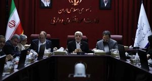 عارف: وضعیت دفاعی کشور قابل مقایسه با روز چهلم جنگ رمضان نیست