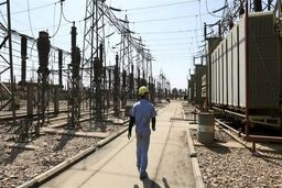 قطعی سراسری برق در عراق به دلیل نقص فنی و بار سنگین شبکه