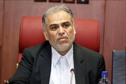 عارف: «رحمت‌الله اکرمی» خزانه‌دار بسیار محکم و استواری است
