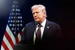 ترامپ: از مسئولان ایران متشکرم+ عکس