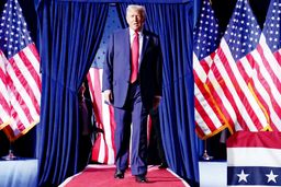 خودشیفته بی‌میراث/چرا ترامپ تا به این اندازه دل‌نگران قضاوت آیندگان است؟