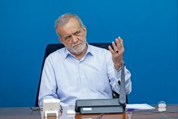 تکرار مواضع و کارشکنی‌های ادامه‌دار/ارزیابی سخنان رئیس‌جمهوری درباره حجاب و برخوردهایی که با شروع سال 1404 شکل جدیدی به خود گرفت