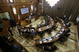 امپراتورهای رسانه‌ای متصل به خزانه پایتخت