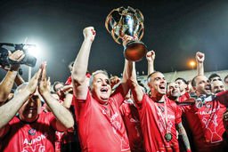 پاسخ به کودتاگران با قهرمانی/تراکتور در حالی اولین قهرمانی تاریخ باشگاهش را جشن گرفت که اسکوچیچ نقش مهمی را در این موفقیت ایفا کرد