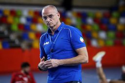 رافائل کاستیو ۱۸ بازیکن را به اردو دعوت کرد