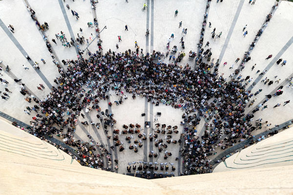 مهمانی تمام شد/چرا به‌رغم همه وعده‌‏ها به همدلی و انسجام در زمان جنگ 12 روزه در بر همان پاشنه می‏‌چرخد؟