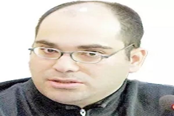 عشق وافر استاد به ایران