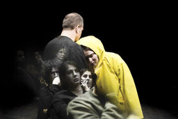 دراماتورژی معطوف به آزادی/نقد و بررسی تحلیلی نمایش «برادران کارامازوف» در گفتاری از رضا سرور/ بخش اول