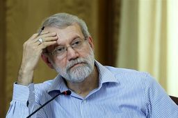 لاریجانی: ترکیب جنگ و مذاکره از سوی آمریکا مسخره‌بازی است