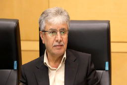 نماینده مجلس:  نظر حاکمیت این است که از خانواده‌های بازداشتی‌های کمتر از ۱۸ سال تعهد بگیرند