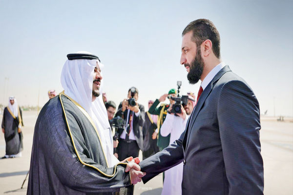 جولانی با دعوت رسمی ولیعهد عربستان به ریاض سفر کرد/افزایش تحرکات دیپلماتیک سوریه