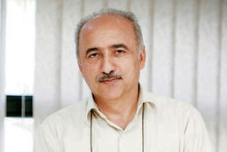 مرتضی افقه استاد دانشگاه: مخاطب پیام شعار سال فقط دولت نیست