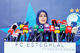 اینجا برای از تو شنیدن هوا کم است/درباره عکسی از سخنگوی باشگاه استقلال