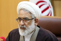 با کسانی که در پی اشاعۀ قدرت دشمن هستند، برخورد شدید خواهد شد