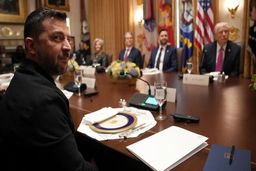 روایت تازه از مذاکرات پنهان صلح؛ تماس تلفنی زلنسکی با تیم ترامپ پیش از دیدار کی‌یف