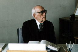 پدر علم فیزیک ایران