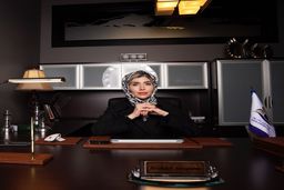 دکتر مژده شکری ساز - تجربه‌ای شکل‌گرفته میان دو جهان