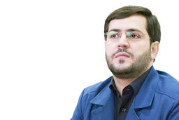 دعوای دو اصول‌گرا