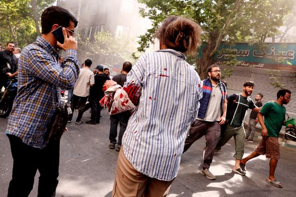 چگونه درجنگ بنویسیم/راهنمای پوشش رسانه‌‏ای جنگ با نگاهی به دستورالعمل‏‌های رسانه‏‌های بین‏‌المللی