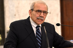 سفر نواف سلام به دمشق 