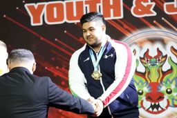 یک ایرانی قوی‌ترین نوجوان جهان شد 