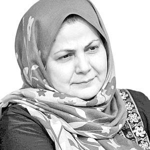 بدرالسادات مفیدی