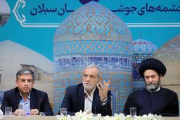 صداوسیما؛ قوۀ پنجم؟!حاشیه‌ای بر مصاحبۀ تلویزیونی رئیس‌جمهور در اردبیل