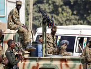 ابوظبی سکوت غرب را خریده/فرمانده ارشد ارتش سودان، امارات را پشتیبان فاجعه می‌خواند