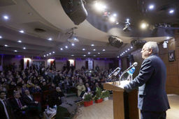 ادعای نادرست و عوارض منطقی آن