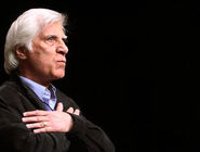 نوری که فاجعه را  ترجمه کرد/فضیلت بیضایی در استقامت‌اش است در نقد همدستی دولت، مردم و روشنفکران